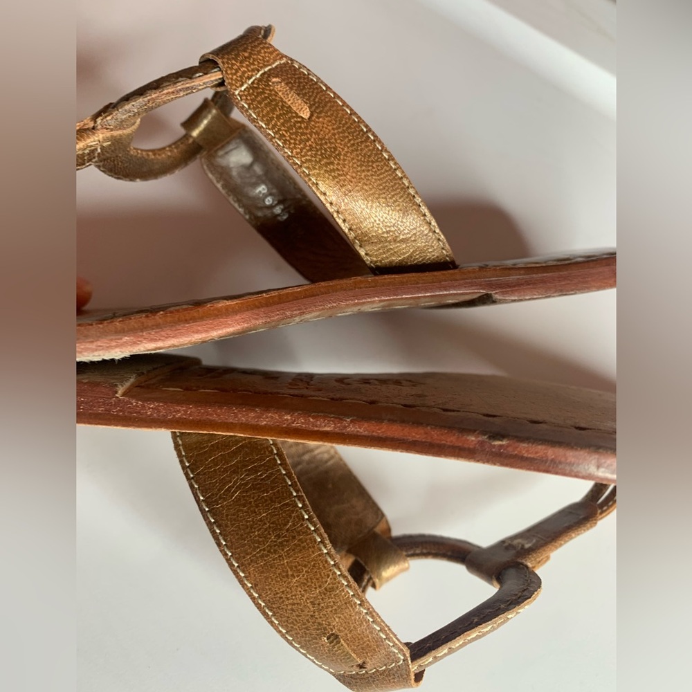 Bernardo women’s Matrix 2 thong sandal size6M - Picture 8 of 10